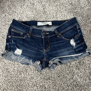 Abercrombie Distressed Jean Shorts size 26 low rise